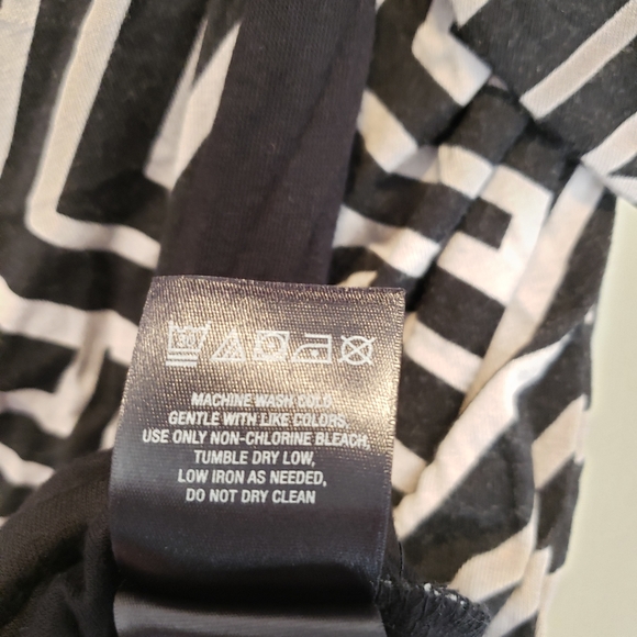 Anthropologie Vanessa Virginia Lena semi faux wrap dress Size XS - Picture 6 of 7